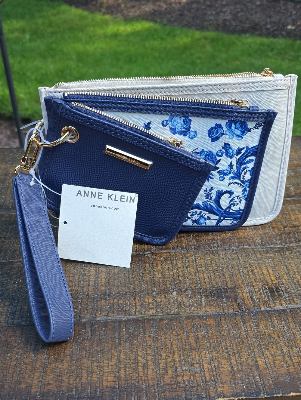 Anne Klein Blue & White Floral Wristlet Set